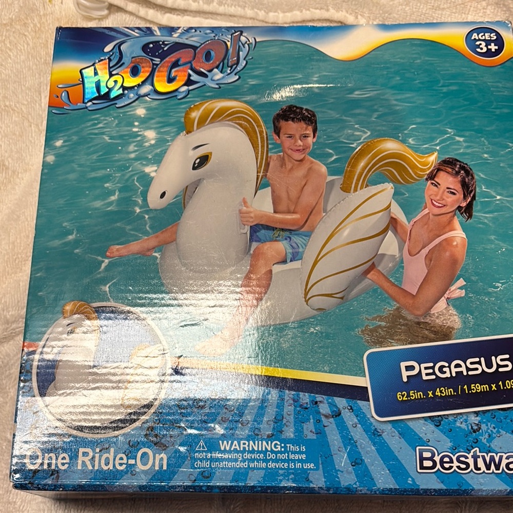 NWT H2OGO Pegasus Ride-On Pool Float - White and Gold